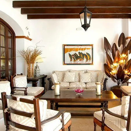 La Malvasía Hotel El Rocío
