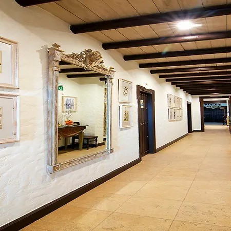 Hotel La Malvasía